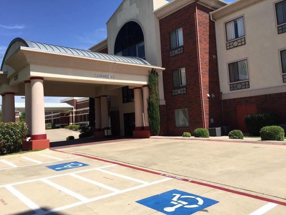 クオリティ イン アンド スイーツ Lampasas エクステリア 写真